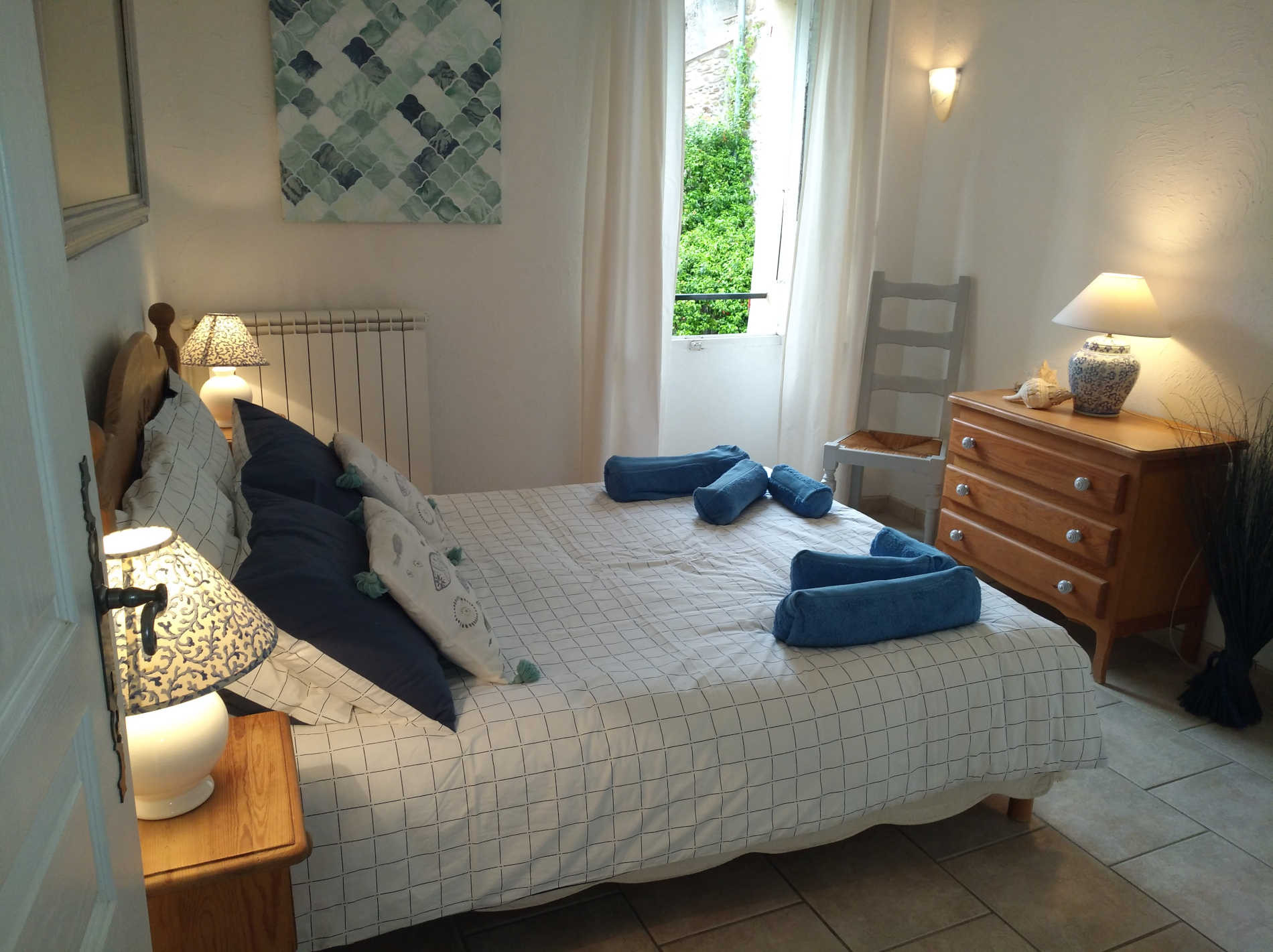 Les terrasses, gîtes en Cévennes - La grande bleue, chambre parentale
