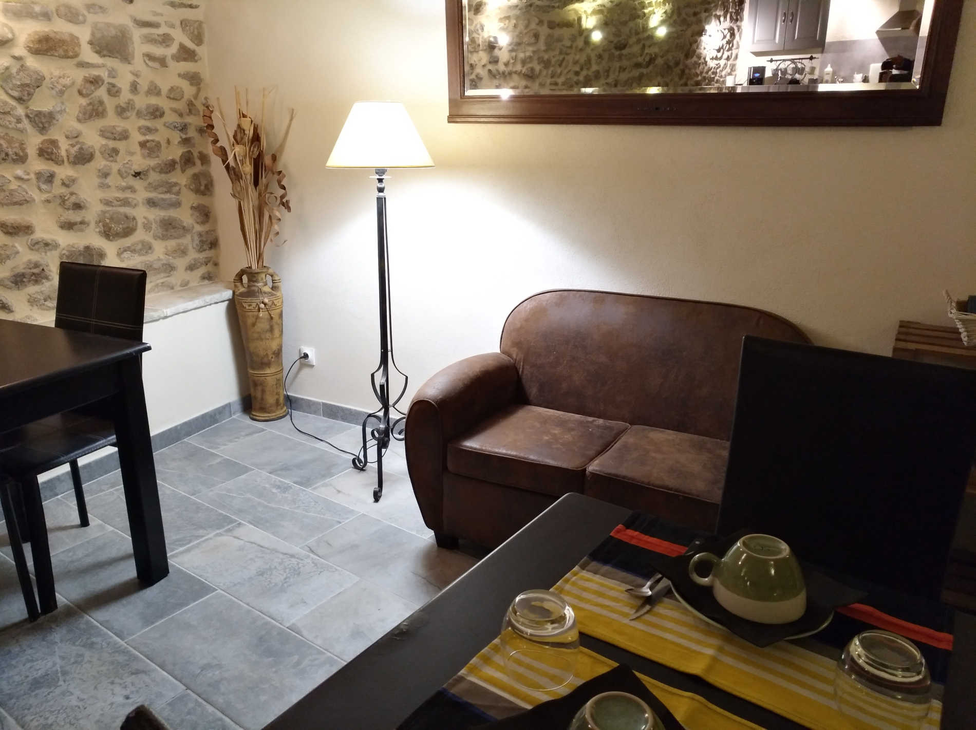 Les terrasses, gîtes en Cévennes, La source