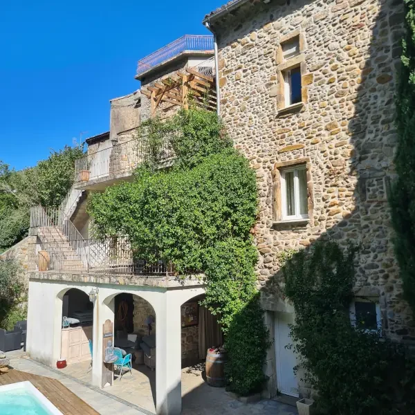 Les terrasses, gîtes en Cévennes – Nature-focused accommodations
