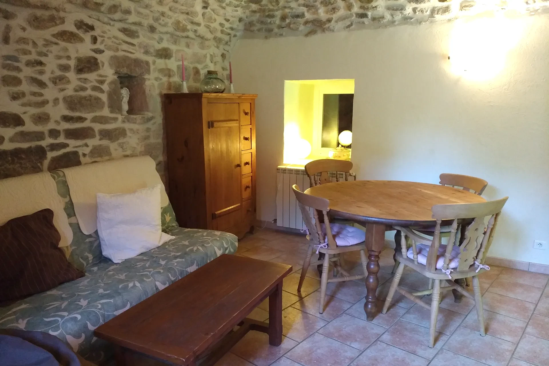 Salon salle à manger, gîte La rose des sables