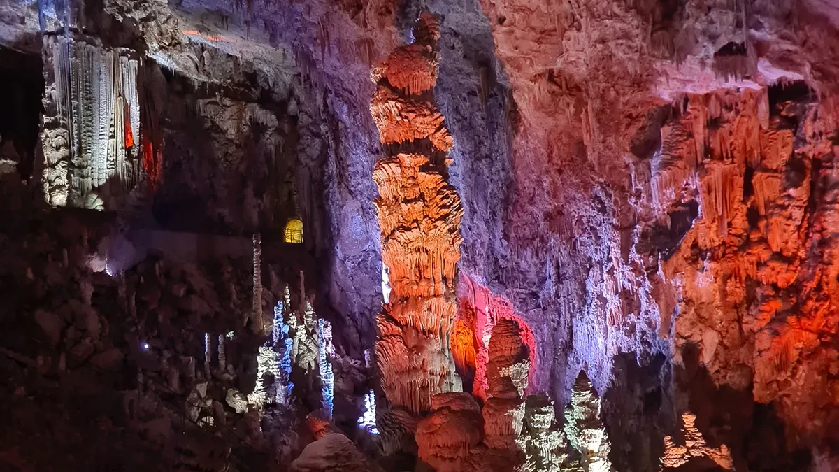 Grotte de la Salamandre