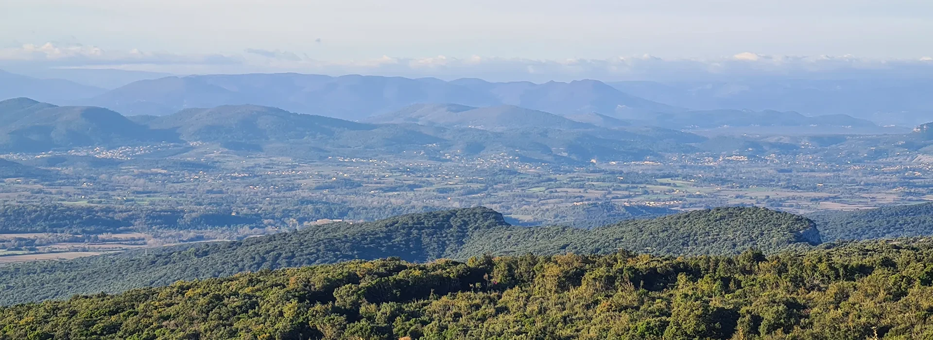 Les randonnées depuis les terrasses, gîtes en Cévennes