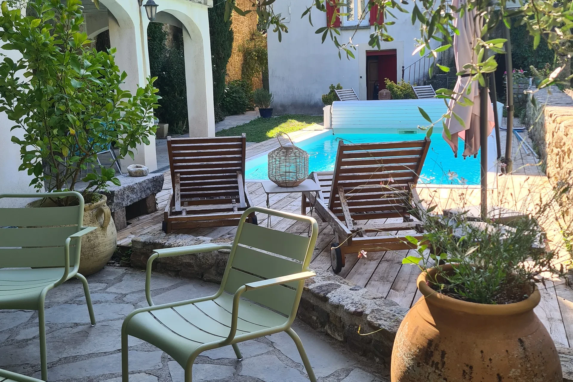 Extérieurs, Les terrasses, gîtes en Cévennes