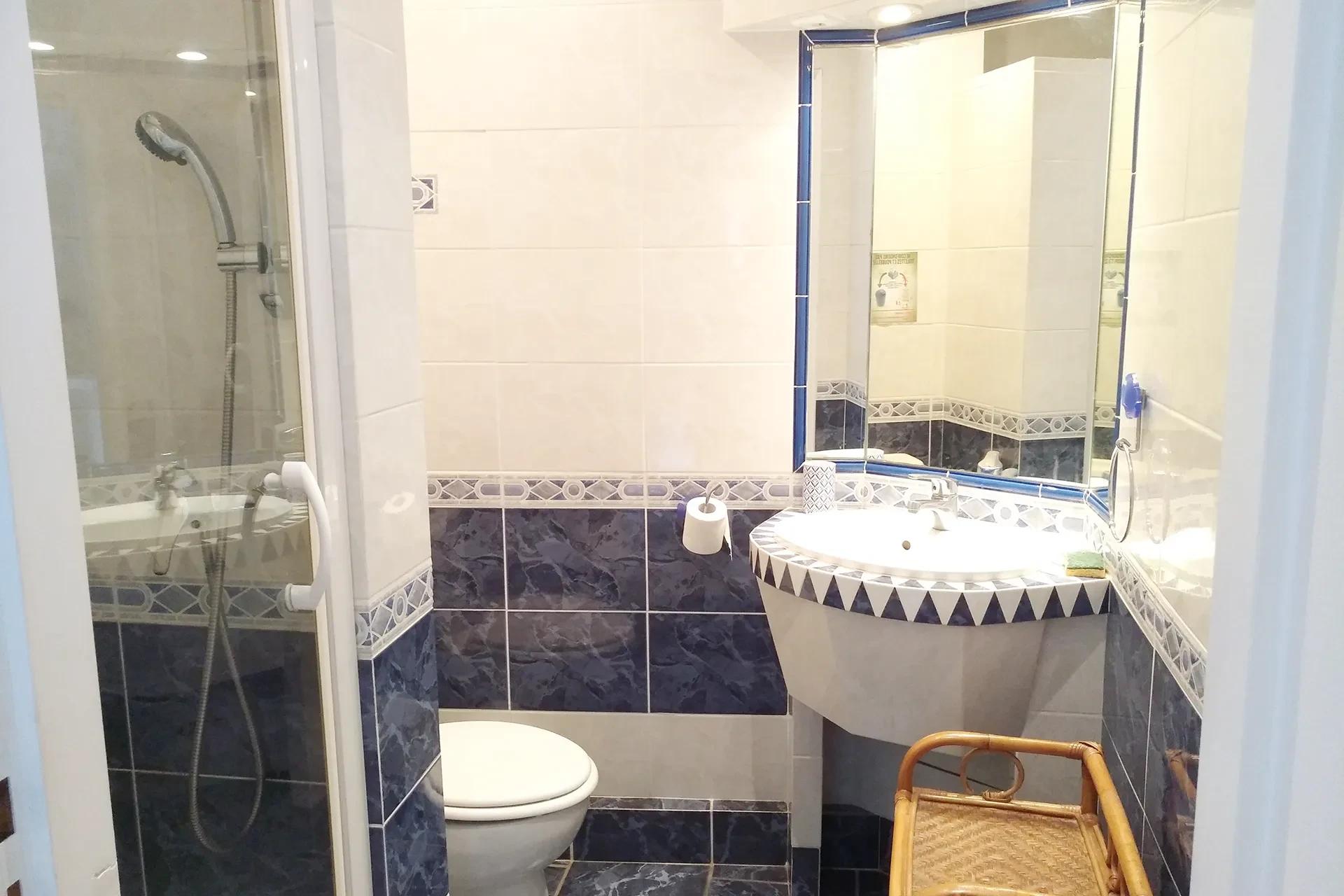 Salle de bain, gîte La grande bleue